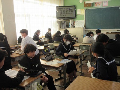 https://higashiura.schoolweb.ne.jp/2320111/blog_img/117124745?tm=20241128145230