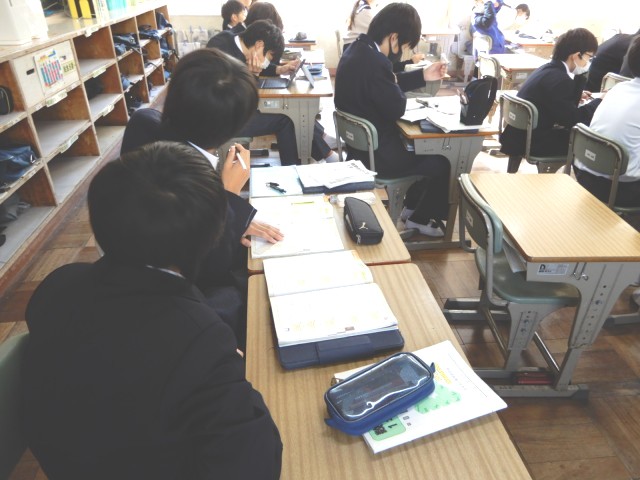 https://higashiura.schoolweb.ne.jp/2320111/blog_img/117142010?tm=20241202114412