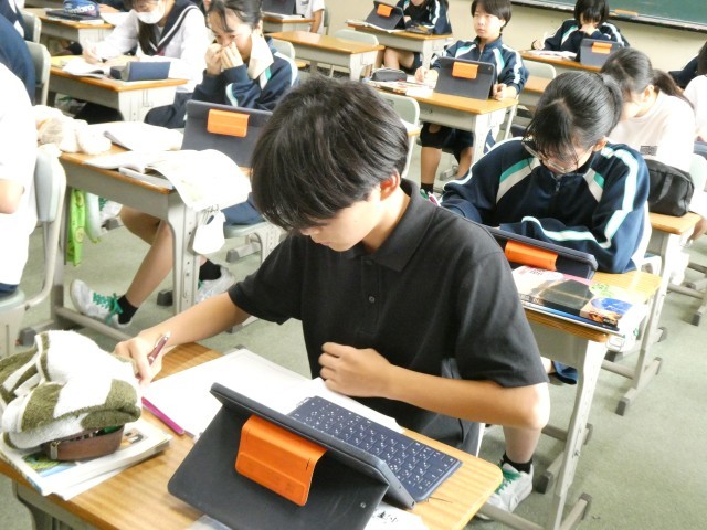 https://higashiura.schoolweb.ne.jp/2320112/blog_img/54211574?tm=20241009143503