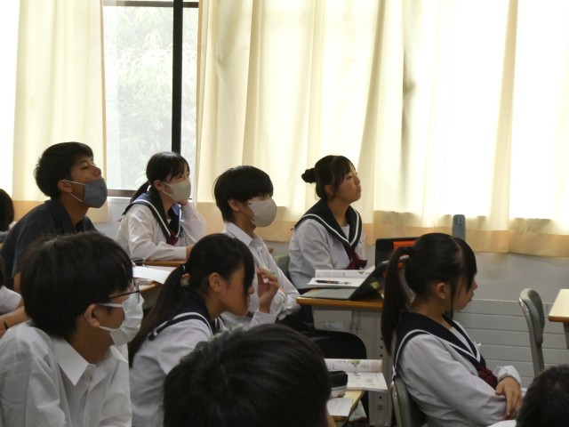 https://higashiura.schoolweb.ne.jp/2320112/blog_img/54252261?tm=20241016130133