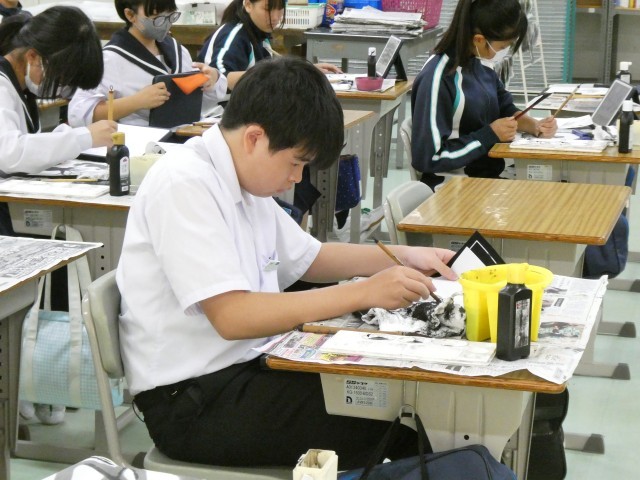 https://higashiura.schoolweb.ne.jp/2320112/blog_img/54283308?tm=20241021094933