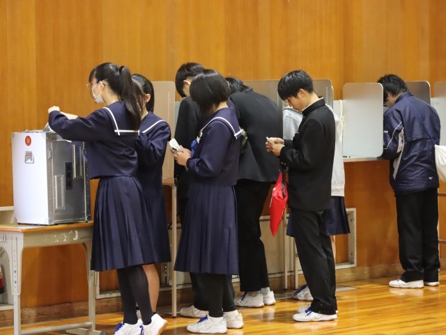 https://higashiura.schoolweb.ne.jp/2320113/blog_img/232258831?tm=20250312160210